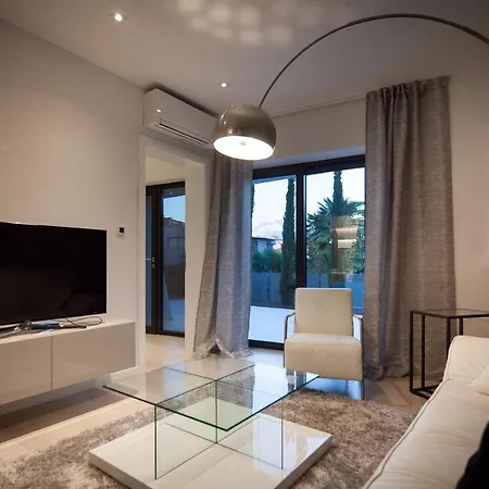 Chic 4 Bedrooms Istrian Star Close To Centre Private Heated Pool Villa *