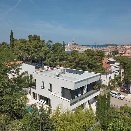 Chic 4 Bedrooms Istrian Star Close To Centre Private Heated Pool Villa
