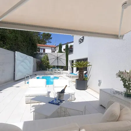 Chic 4 Bedrooms Istrian Star Close To Centre Private Heated Pool Rovinj