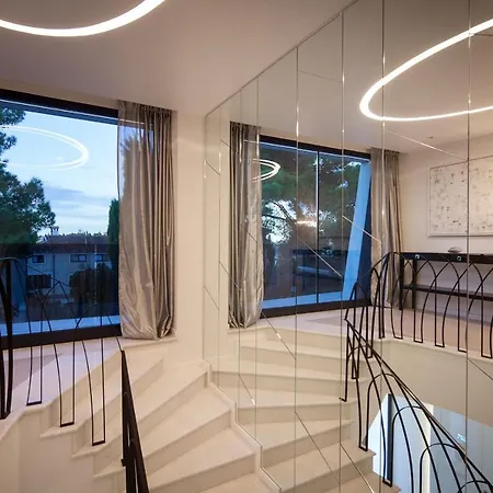 Chic 4 Bedrooms Istrian Star Close To Centre Private Heated Pool * Rovinj