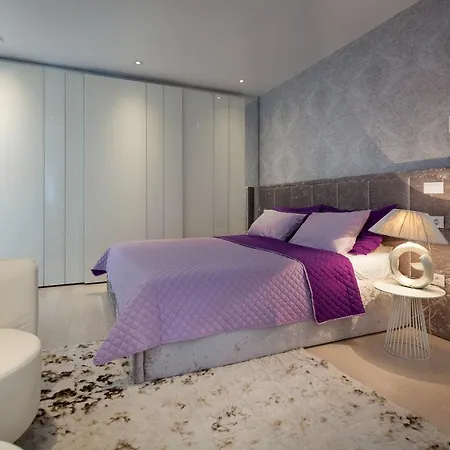 Chic 4 Bedrooms Istrian Star Close To Centre Private Heated Pool Rovinj