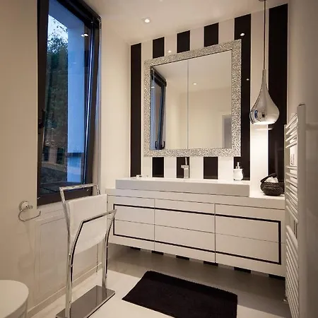 Chic 4 Bedrooms Istrian Star Close To Centre Private Heated Pool *