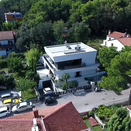 Chic 4 Bedrooms Istrian Star Close To Centre Private Heated Pool * Rovinj