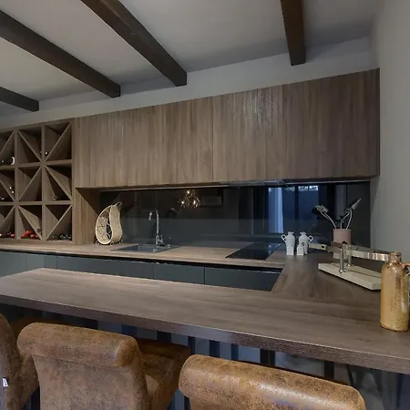 Chic 4 Bedrooms Istrian Star Close To Centre Private Heated Pool Villa *