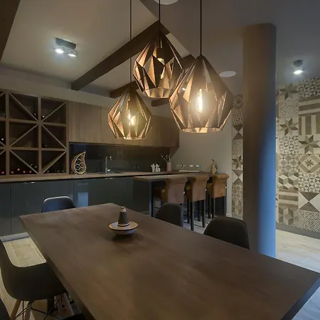Chic 4 Bedrooms Istrian Star Close To Centre *
