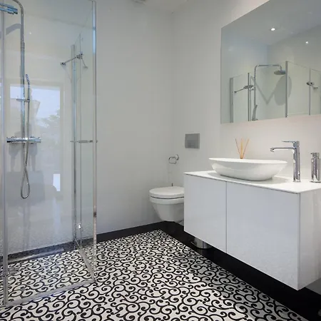 Chic 4 Bedrooms Istrian Star Close To Centre Private Heated Pool *